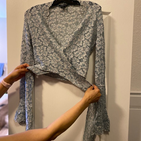 Victoria’s Secret lace wrap top - Picture 1 of 4